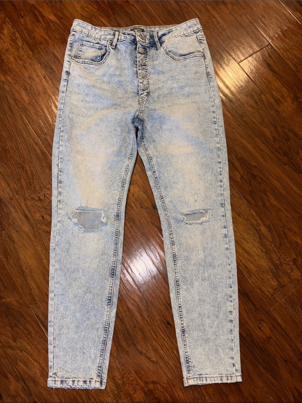 wild fable Light Blue Skinny Jeans with Knee Rips Size 14